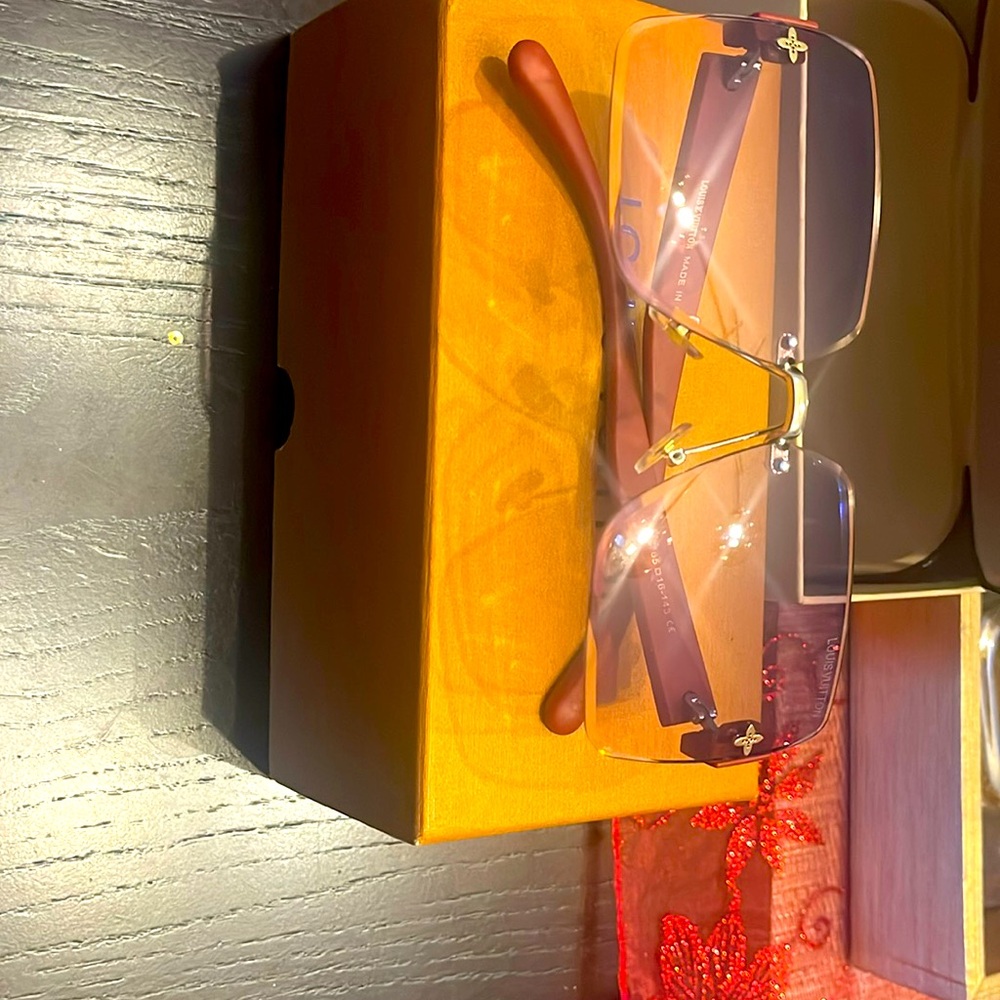 Got it made in the shade, Louis Vuitton shades, deep burgundy, and color